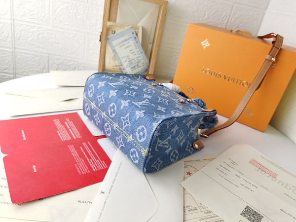 ルイヴィトンバッグ内部構造